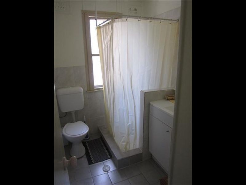 Fairfield West NSW 2165