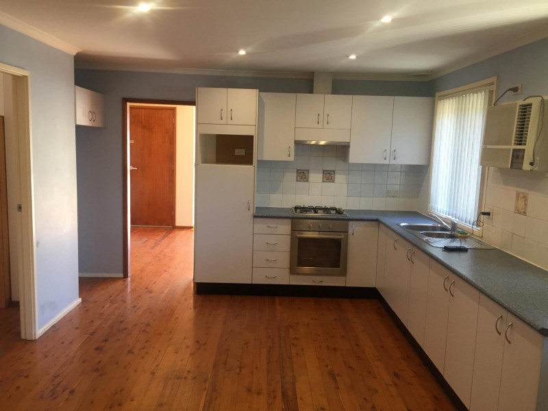 252 Banks Road, St Clair NSW 2759