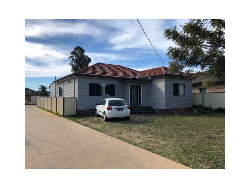 21 Veron Street, Fairfield East NSW 2165