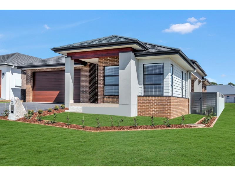 2 Madigan Street, Oran Park NSW 2570