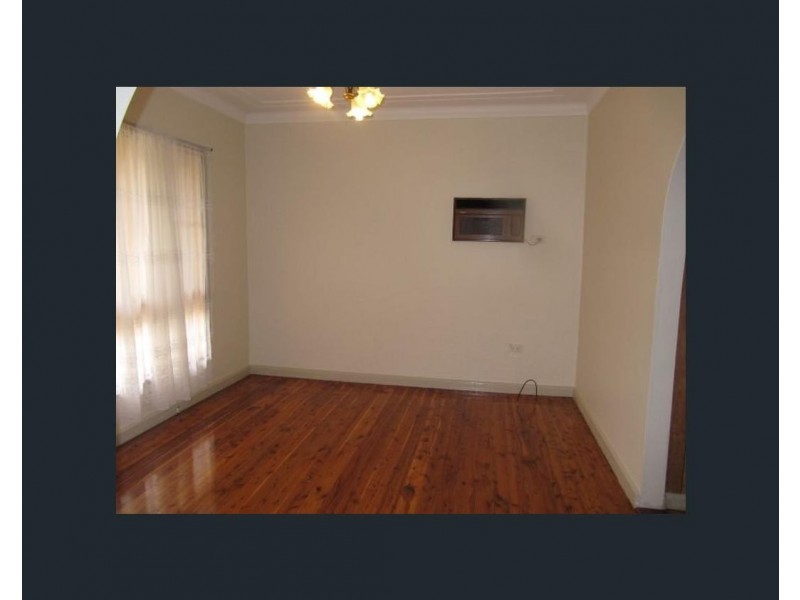 47 Myddleton Avenue, Fairfield NSW 2165