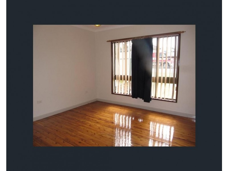 47 Myddleton Avenue, Fairfield NSW 2165