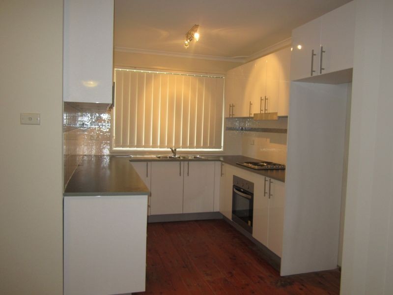 Edensor Park NSW 2176