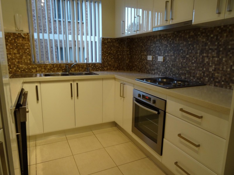 2/53 Goulburn Street, Liverpool NSW 2170