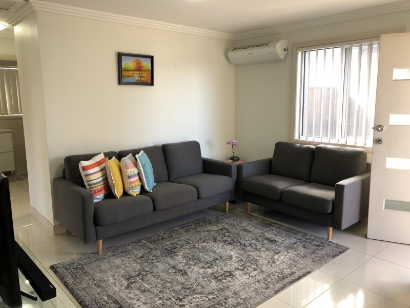 20a Charles Street, Smithfield NSW 2164