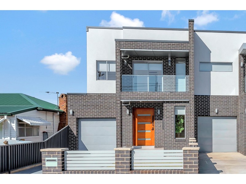 19 Dawson Street, Fairfield Heights NSW 2165