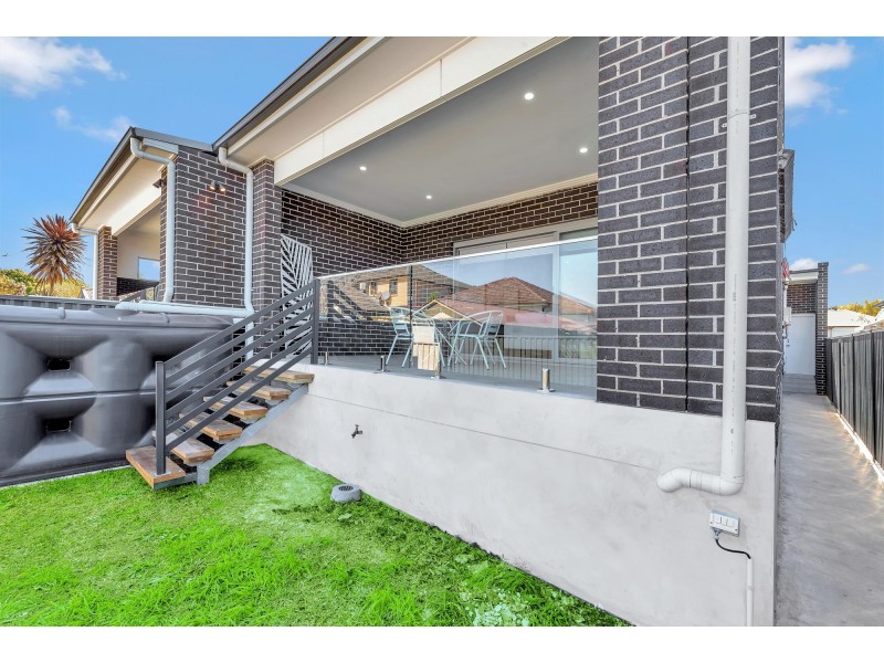 19 Dawson Street, Fairfield Heights NSW 2165