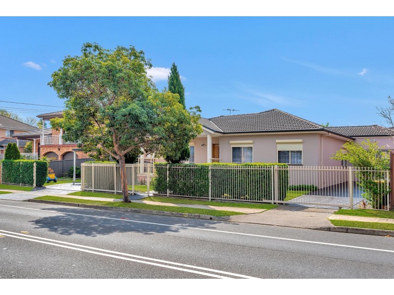 70 Station Street, Fairfield Heights NSW 2165