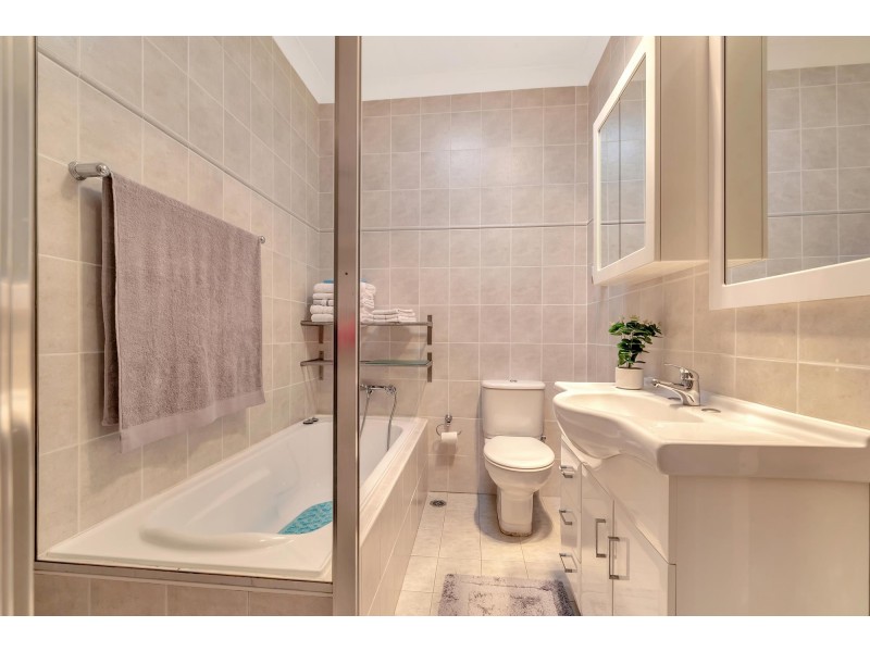 70 Station Street, Fairfield Heights NSW 2165