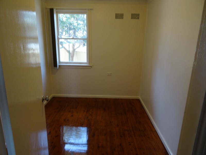 277 Smithfield Road, Fairfield West NSW 2165