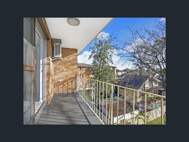 10/82 Mcburney Road, Cabramatta NSW 2166