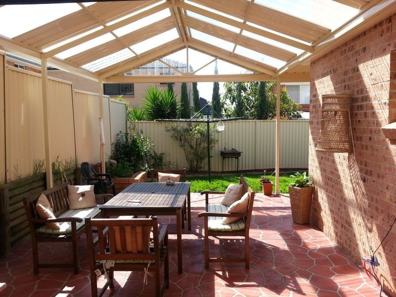 West Hoxton NSW 2171