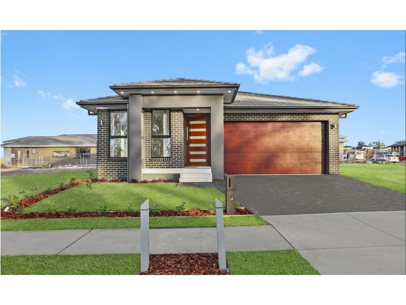 47 Lillywhite Circuit, Oran Park NSW 2570