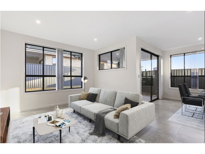 47 Lillywhite Circuit, Oran Park NSW 2570