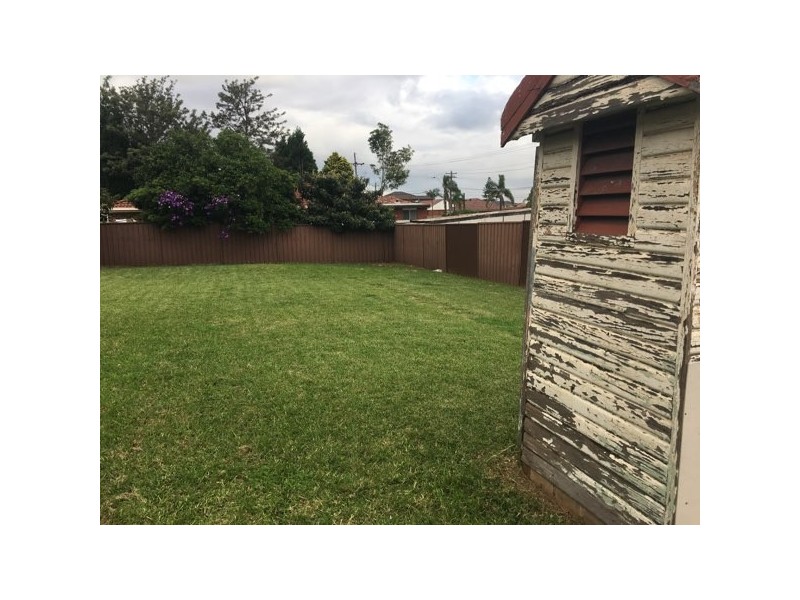 125 Brenan Street, Smithfield NSW 2164
