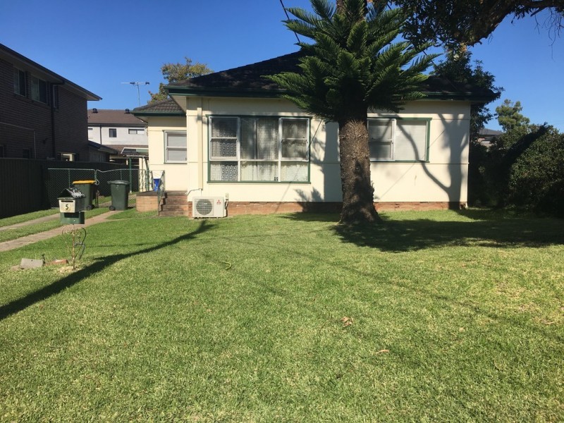 5 Hector St, Greystanes NSW 2145