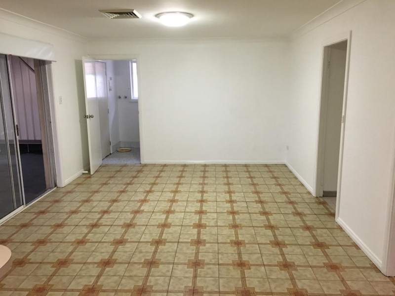 2 Bicane Close, Edensor Park NSW 2176