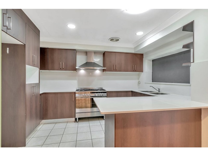 5 Marciano Close, Edensor Park NSW 2176