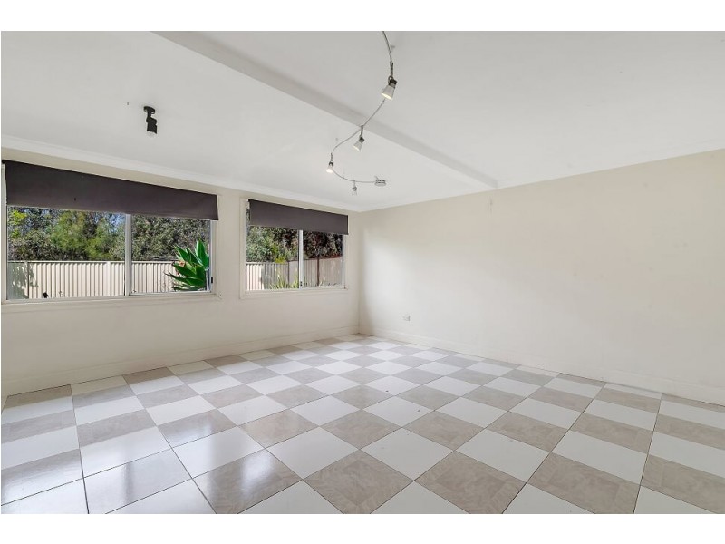 5 Marciano Close, Edensor Park NSW 2176