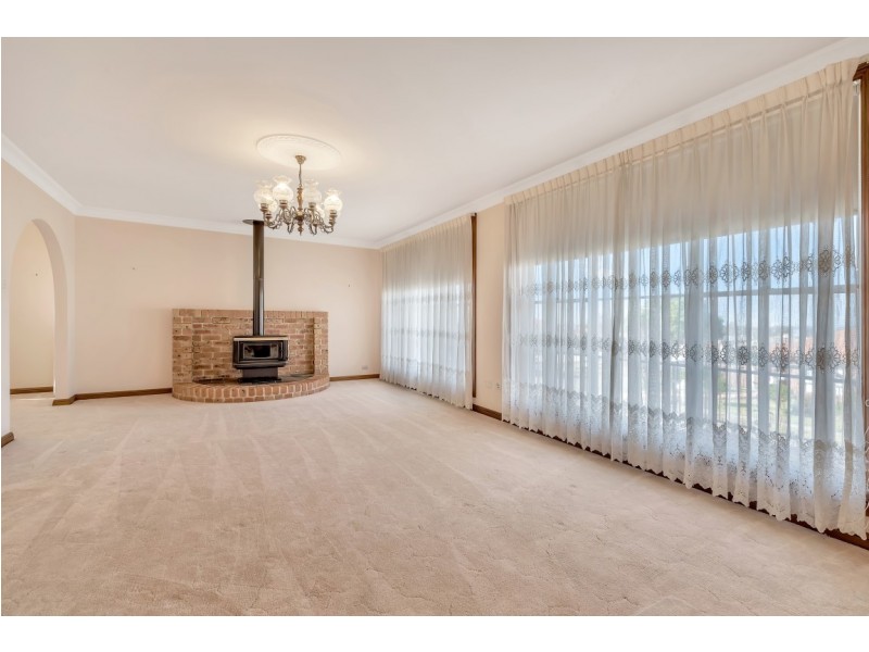 13 Zadro Avenue, Bossley Park NSW 2176