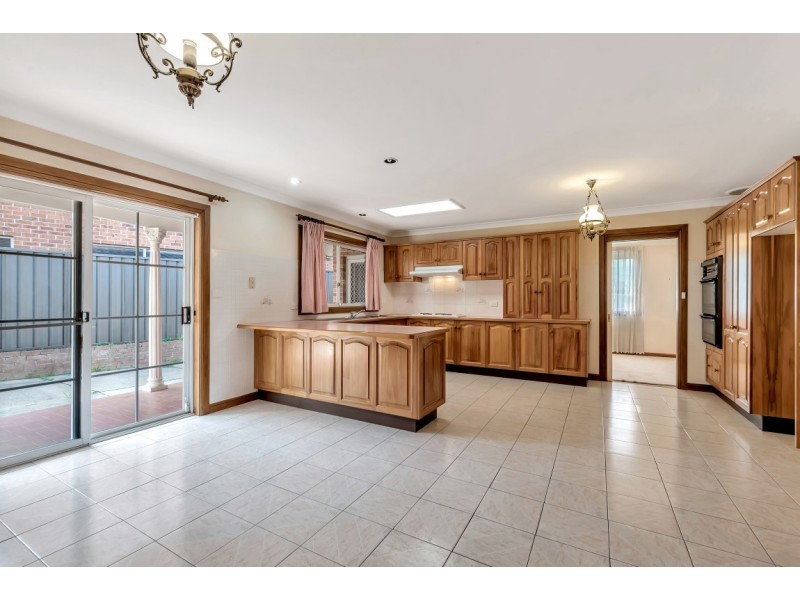 13 Zadro Avenue, Bossley Park NSW 2176