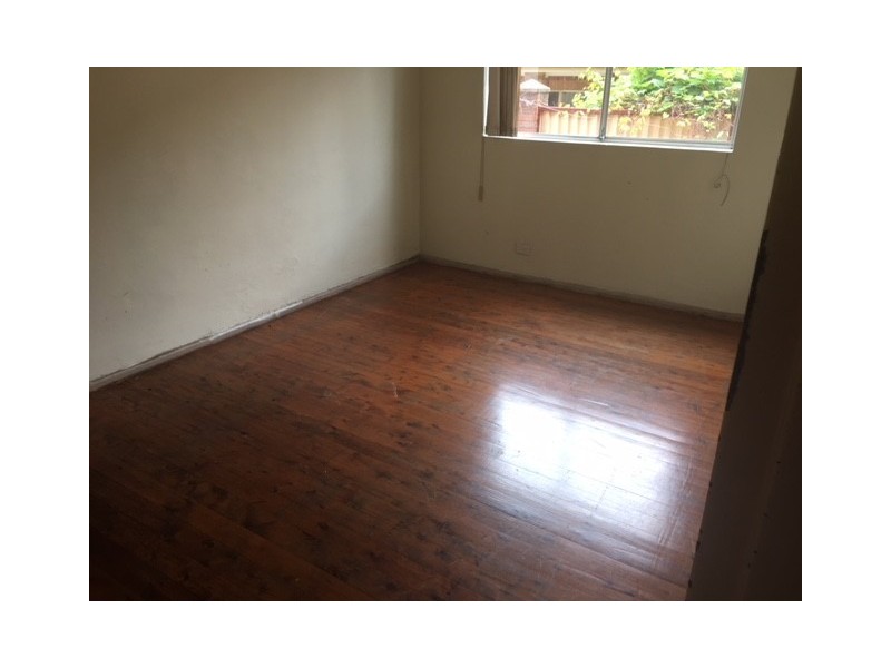 2/2 Hardy Street, Fairfield NSW 2165