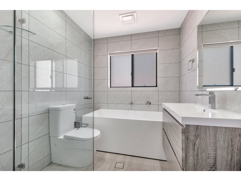 28B Percy Street, Fairfield Heights NSW 2165