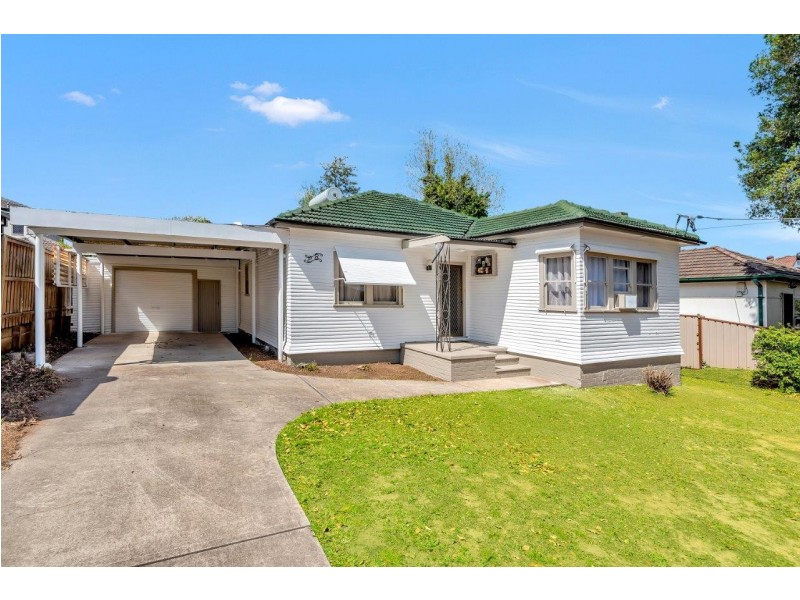 28 Barton Street, Smithfield NSW 2164