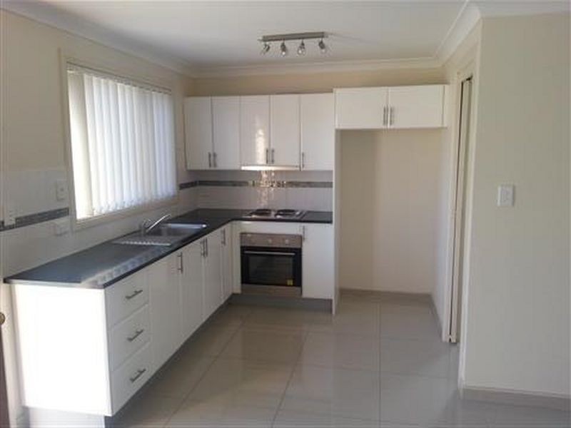 4a Rudd Close, Edensor Park NSW 2176