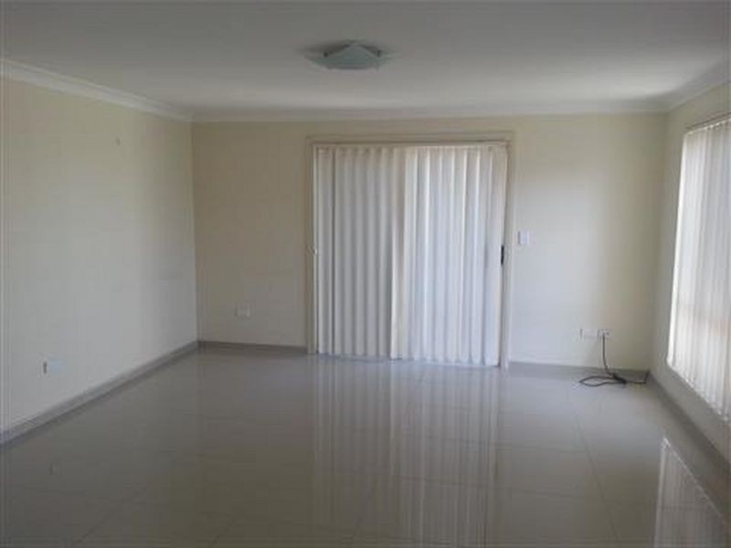 4a Rudd Close, Edensor Park NSW 2176