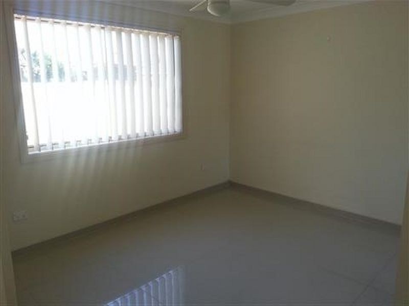 4a Rudd Close, Edensor Park NSW 2176