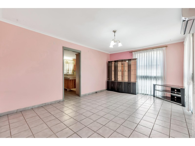 10 Dickens Road, Wetherill Park NSW 2164