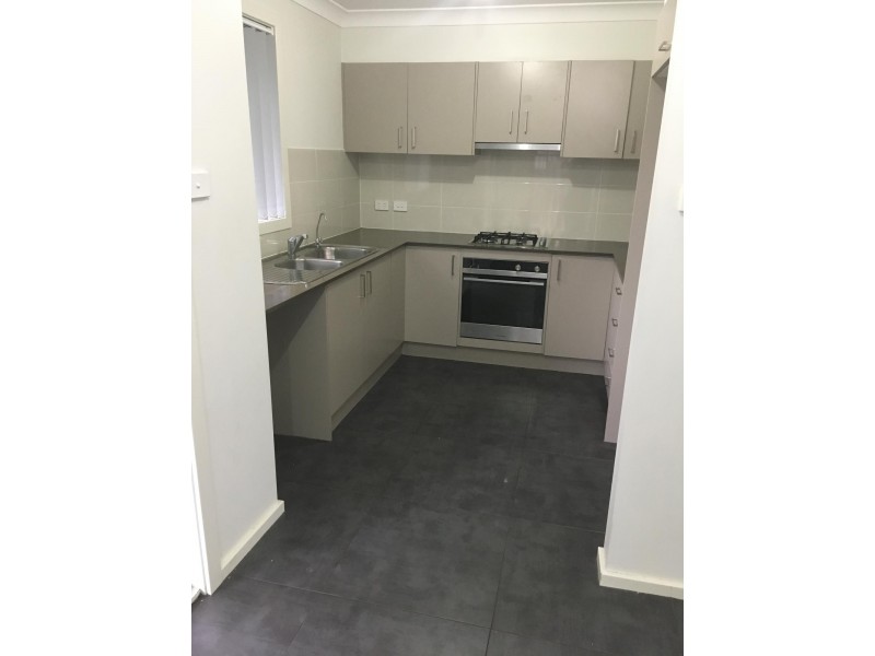 5 Avisford Street, Fairfield NSW 2165