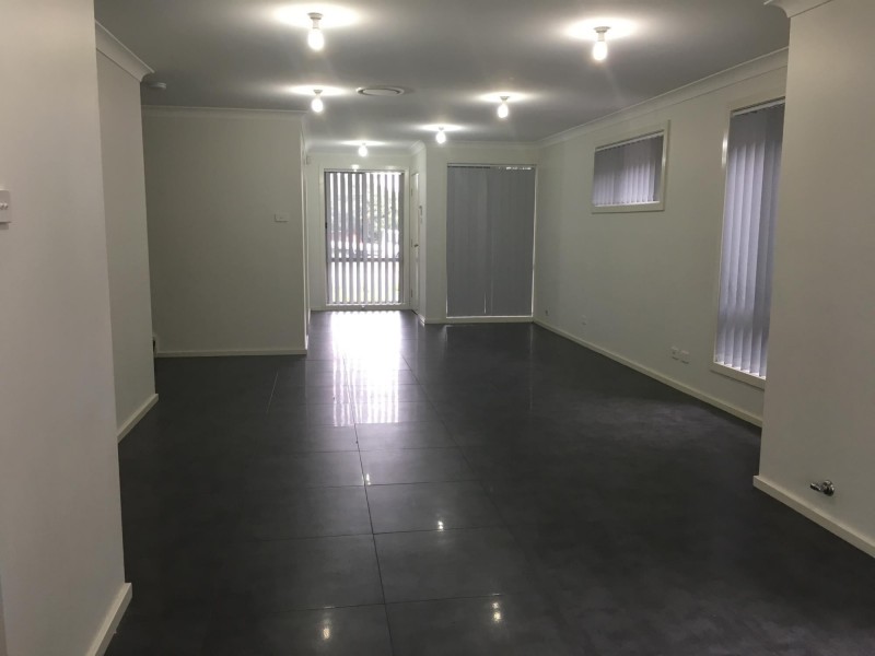 5 Avisford Street, Fairfield NSW 2165