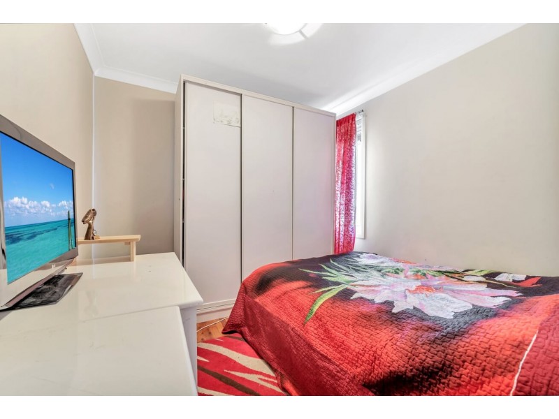 16 Tyrell Crescent, Fairfield West NSW 2165