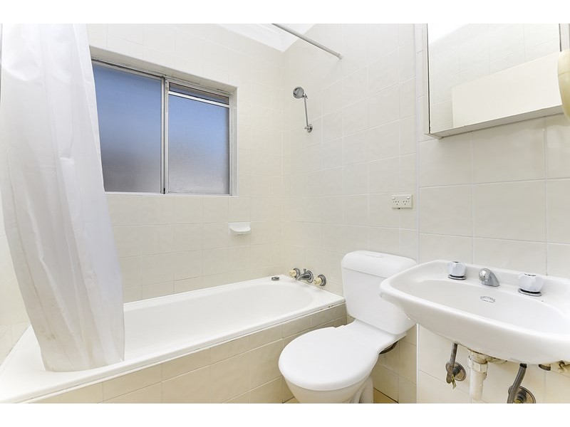 11/1 Waterside Crescent, Carramar NSW 2163