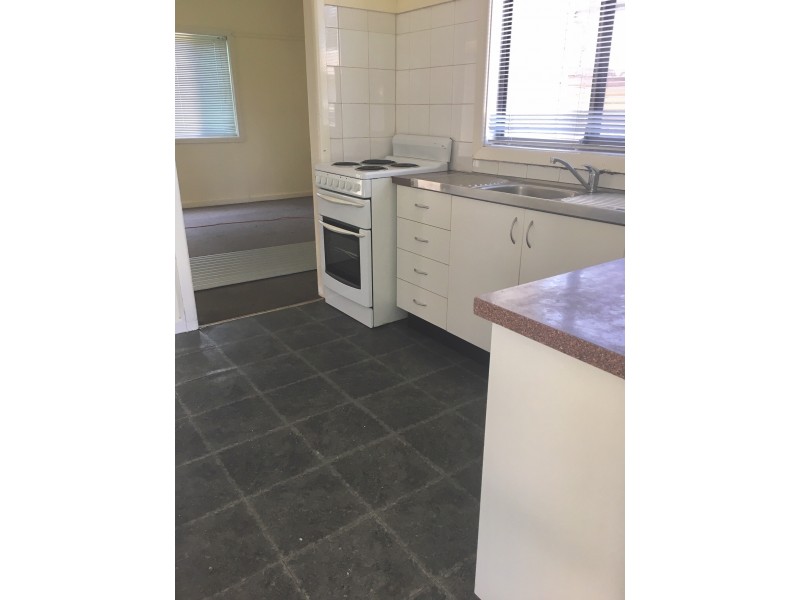 12 Dale Avenue, Liverpool NSW 2170