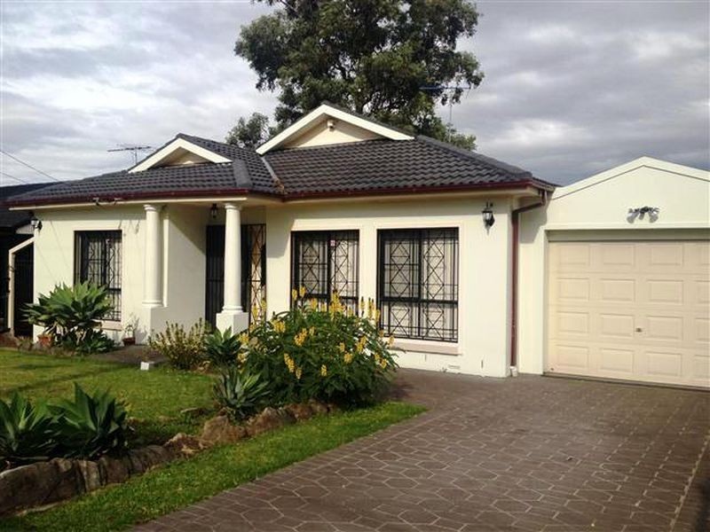 Fairfield West NSW 2165
