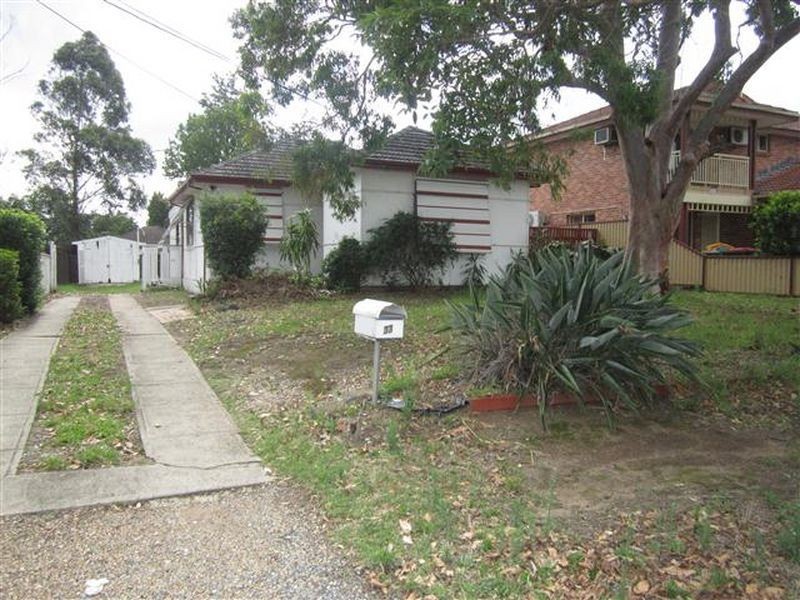 33 Neerini Avenue, Smithfield NSW 2164