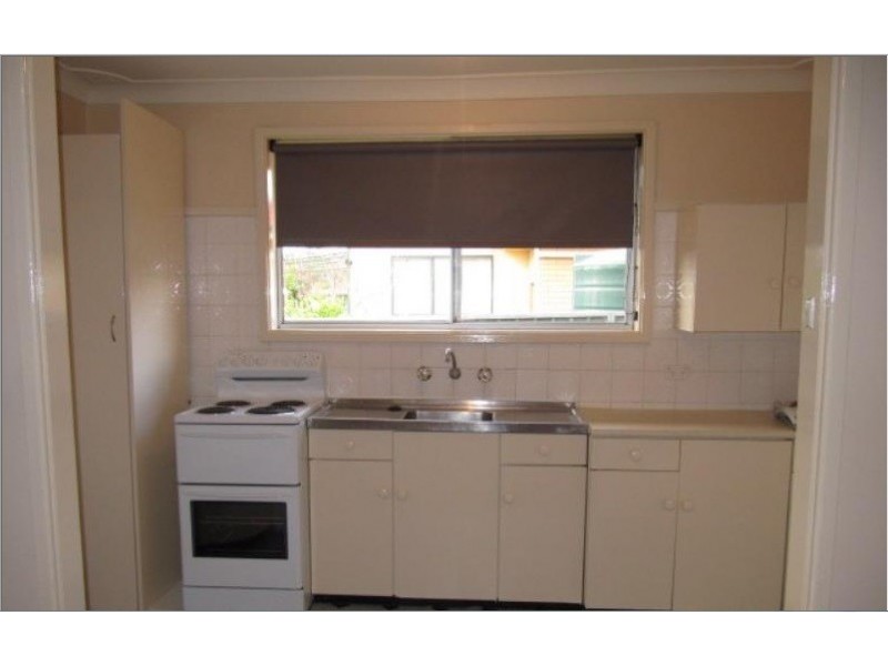 16 Gilmore Avenue, Leumeah NSW 2560
