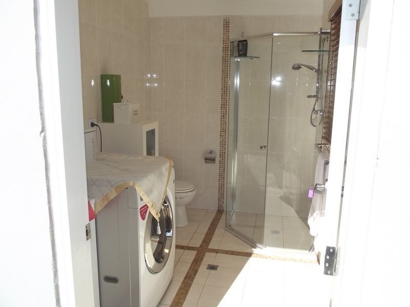 Greenfield Park NSW 2176