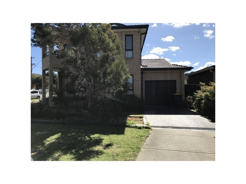 38 Throsby Street, Fairfield NSW 2165