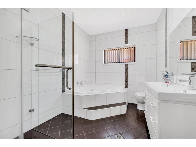 18 Throsby Street, Fairfield Heights NSW 2165