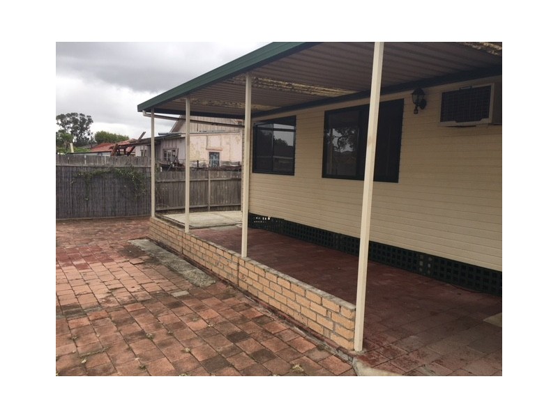 2 Sackville Street, Fairfield NSW 2165