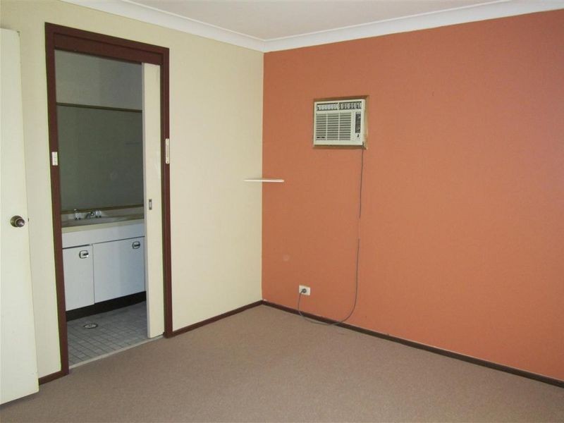 Greenfield Park NSW 2176