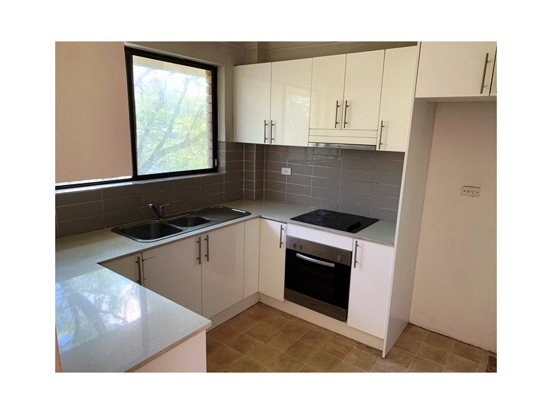 9/3 Elizabeth Street, Parramatta NSW 2150