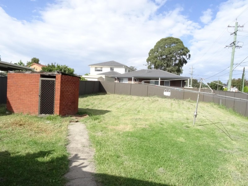 171 Smart Street, Fairfield Heights NSW 2165