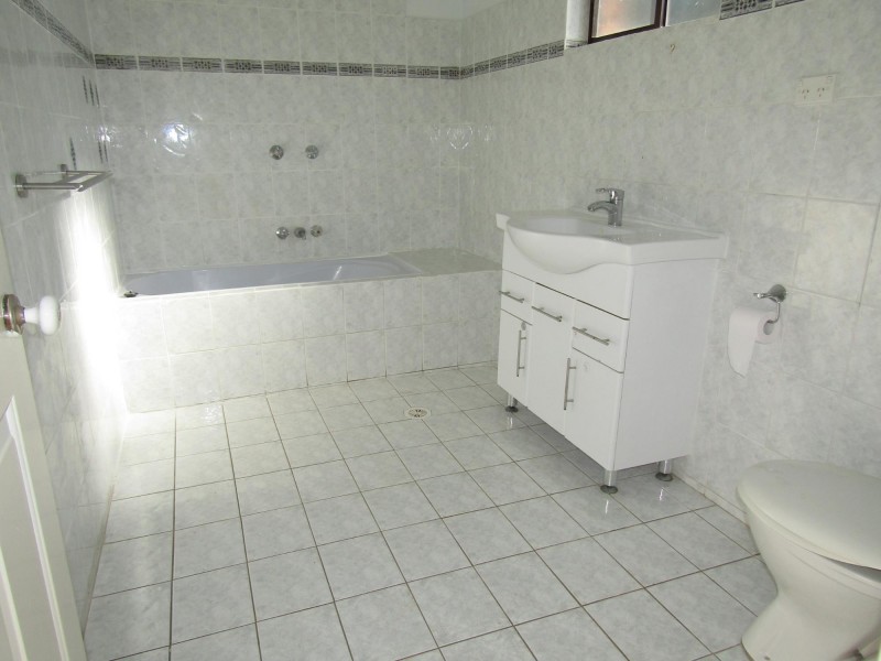 760b The Horsley Drive, Smithfield NSW 2164