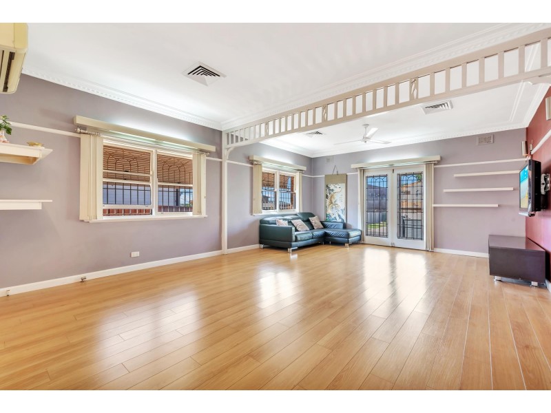 12 Throsby Street, Fairfield Heights NSW 2165