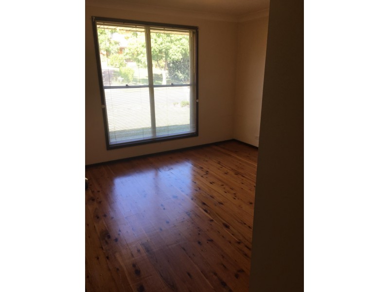 8 Gympie Place, Wakeley NSW 2176